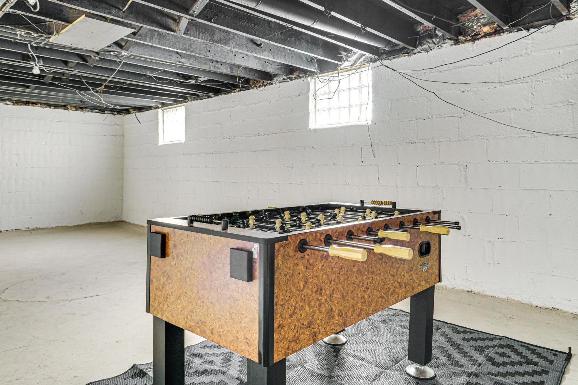 Holiday home 5 Mi To Dwtn Retreat With Foosball! *